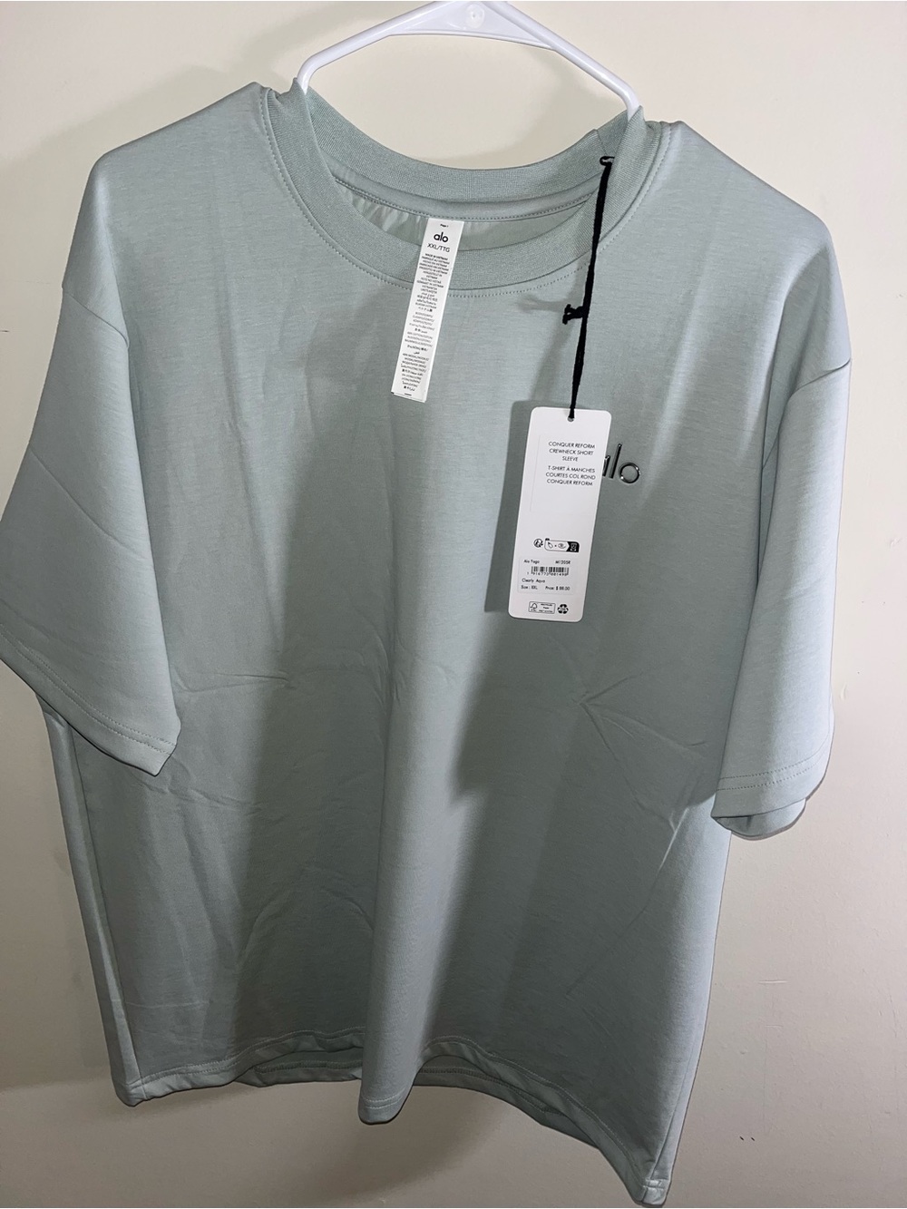 ALO Yoga Men’s Crew Tee in Sage Green